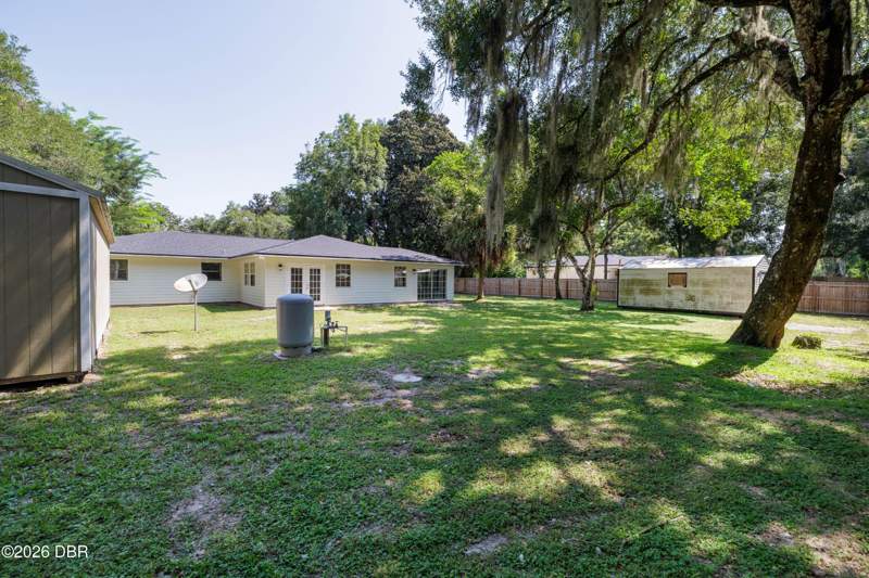 6 bedroom Single Family Residence at 430 Wheeler Street, DeLeon Springs, DeLeon Springs — photo 4