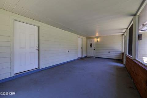 430 Wheeler Street, DeLeon Springs FL - photo 10 of 34
