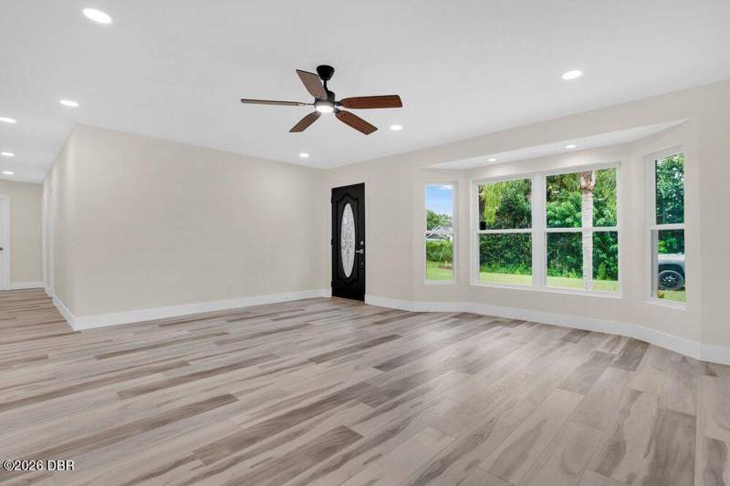 3 bedroom Single Family Residence at 2304 Travelers Palm Drive, Edgewater, Edgewater — photo 5