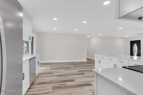2304 Travelers Palm Drive, Edgewater FL - photo 12 of 31