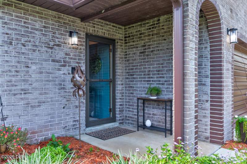 3 bedroom Single Family Residence at 16 Laurel Oaks Circle, Laurel Oaks, Ormond Beach — photo 2
