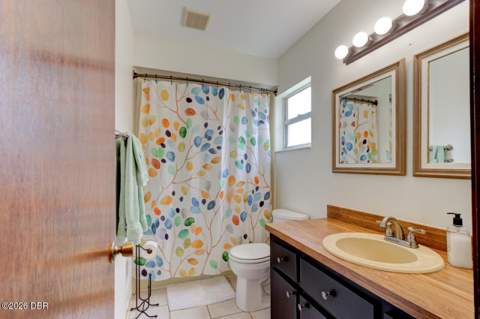 16 Laurel Oaks Circle, Ormond Beach FL - photo 18 of 42