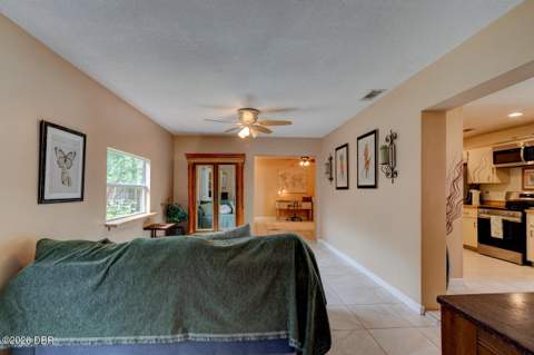 16 Laurel Oaks Circle, Ormond Beach FL - photo 22 of 42