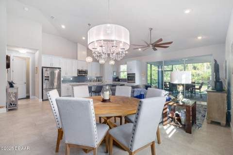 823 Creekwood Drive, Ormond Beach FL - photo 7 of 43