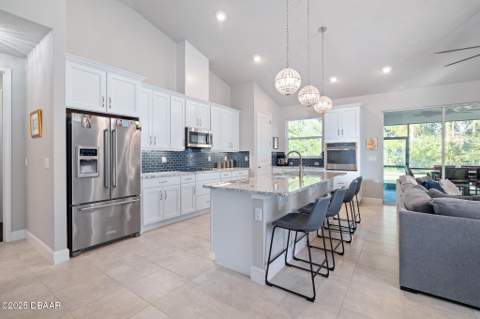 823 Creekwood Drive, Ormond Beach FL - photo 9 of 43