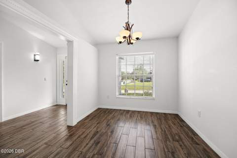 1031 E Walts Avenue, DeLand FL - photo 7 of 38