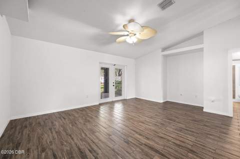 1031 E Walts Avenue, DeLand FL - photo 9 of 38