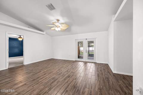 1031 E Walts Avenue, DeLand FL - photo 12 of 38