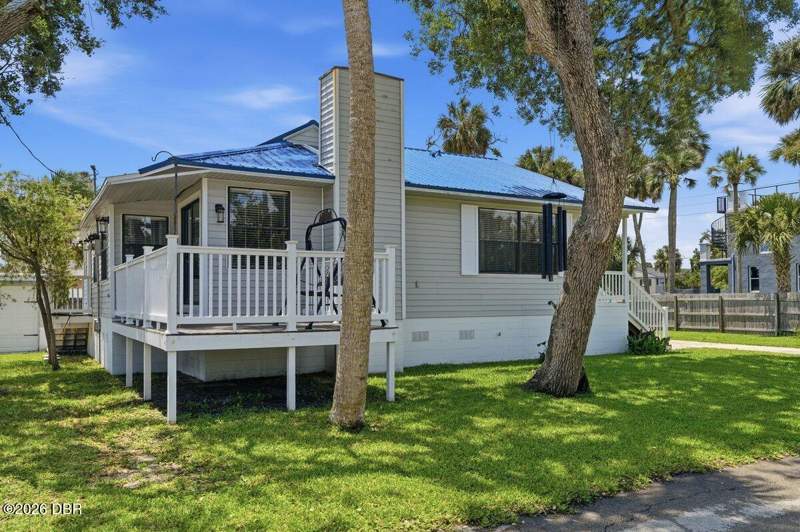 2 bedroom Single Family Residence at 105 McDonald Street, Blake, South Daytona — photo 5