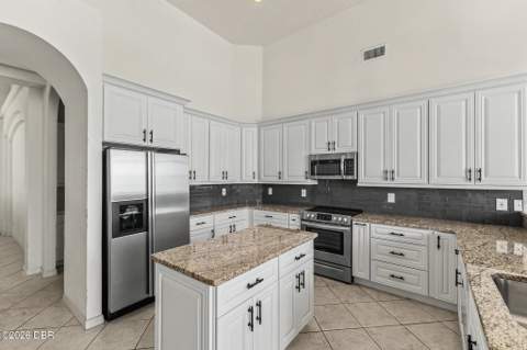 399 Silver Beach Drive, Holly Hill FL - photo 22 of 66