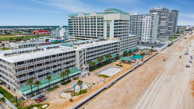 0 bedroom Condotel at 2700 N Atlantic Avenue #1205, Daytona Beach Resort & Conference Center, Daytona Beach — photo 4