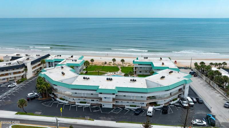 2 bedroom Condominium at 815 Ocean Shore Boulevard #3A, Ormond Holiday Club, Ormond Beach — photo 5