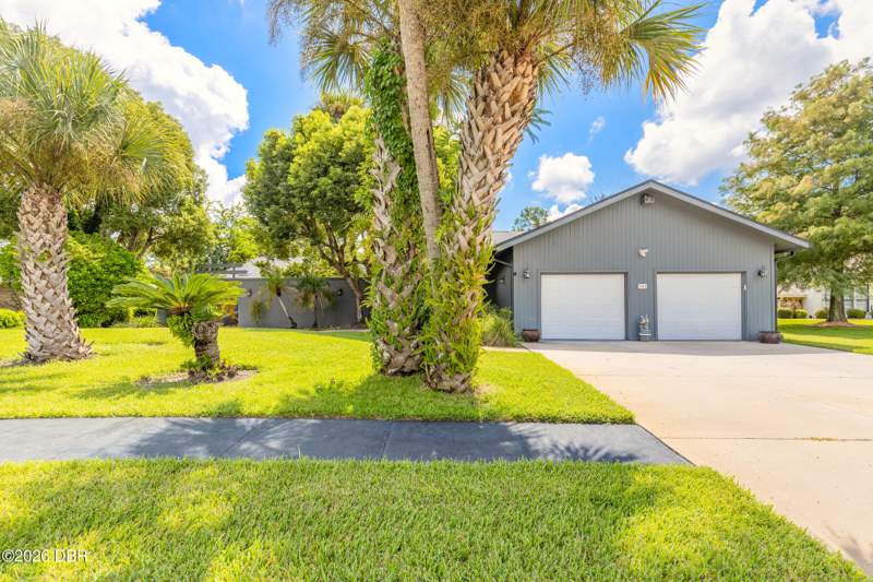 3 bedroom Single Family Residence at 161 Mallard Lane, Pelican Bay, Daytona Beach — photo 2