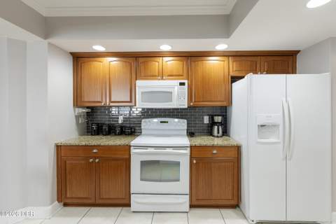 3315 S Atlantic Avenue #205, Daytona Beach Shores FL - photo 20 of 73
