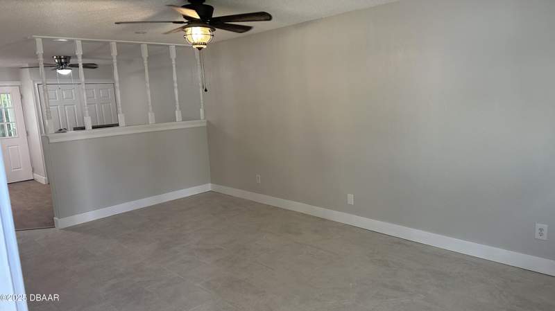 4 bedroom Single Family Residence at 905 Royal Oak Court, Glenmeadows, Holly Hill — photo 4