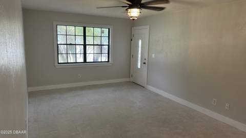 905 Royal Oak Court, Holly Hill FL - photo 8 of 22