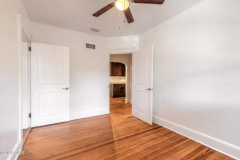 934 N Halifax Avenue, Daytona Beach FL - photo 22 of 56