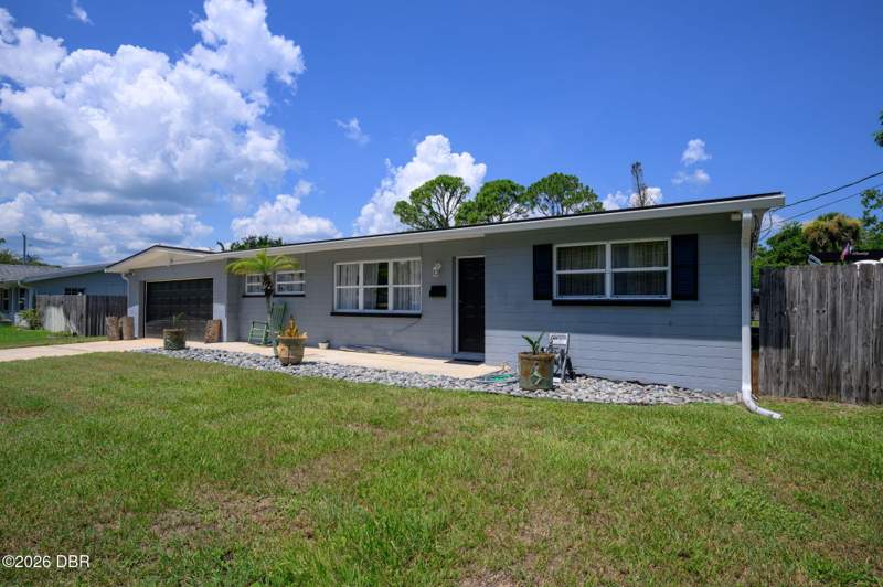 3 bedroom Single Family Residence at 215 Cumberland Avenue, Ormond Terrace, Ormond Beach — photo 4