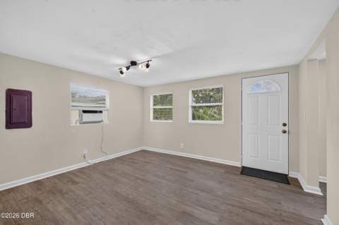 718 Avenue A, Holly Hill FL - photo 11 of 13