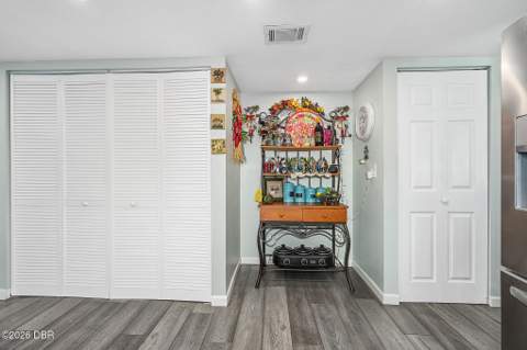 461 Andrews Street, Ormond Beach FL - photo 12 of 65