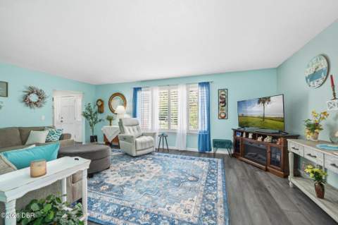 461 Andrews Street, Ormond Beach FL - photo 7 of 65