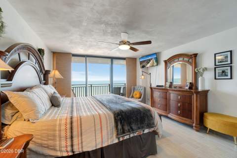 2555 S Atlantic Avenue #ph-4, Daytona Beach Shores FL - photo 9 of 36
