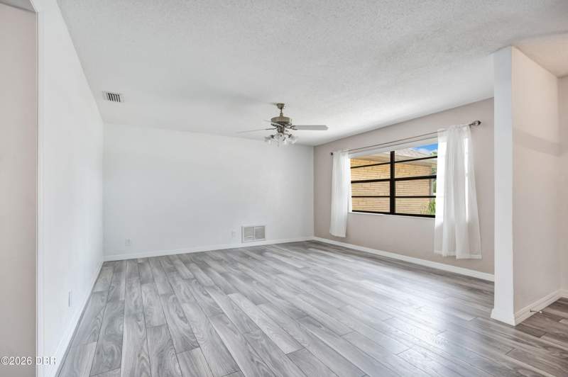 4 bedroom Single Family Residence at 605 Boars Head Drive, Hamlet, Port Orange — photo 5