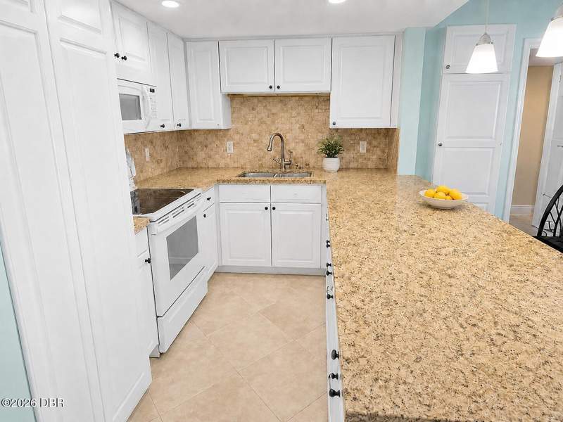 3 bedroom Condominium at 2947 S Atlantic Avenue #706, Oceans Seven Condo, Daytona Beach — photo 5