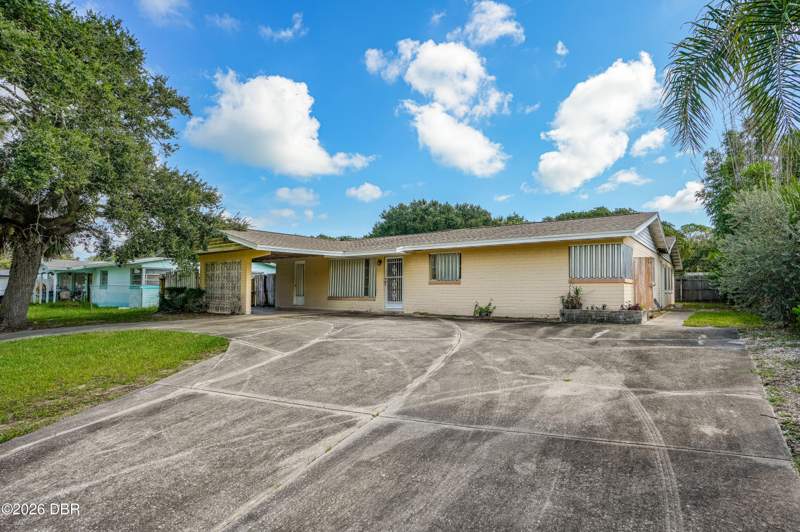 3 bedroom Single Family Residence at 2005 Saxon Drive, New Smyrna Beach, New Smyrna Beach — photo 3