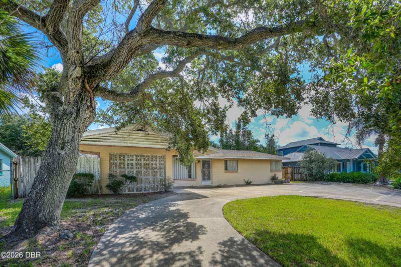 3 bedroom Single Family Residence at 2005 Saxon Drive, New Smyrna Beach, New Smyrna Beach — photo 4