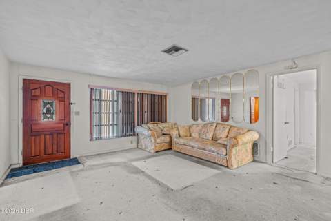 2005 Saxon Drive, New Smyrna Beach FL - photo 10 of 43
