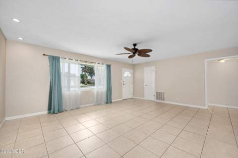 22 Plaza Drive, Ormond Beach FL - photo 8 of 53
