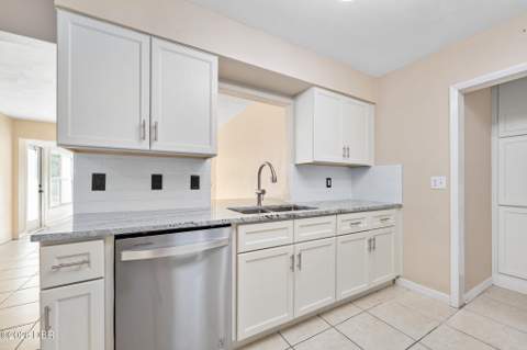 22 Plaza Drive, Ormond Beach FL - photo 11 of 53