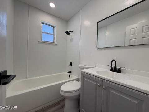 234 N Adams Street, Daytona Beach FL - photo 7 of 18