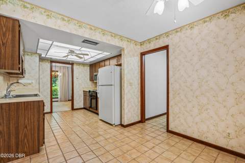 82 S St Andrews Drive, Ormond Beach FL - photo 17 of 41