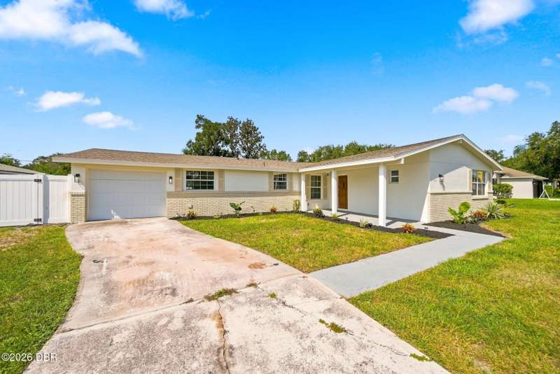 3 bedroom Single Family Residence at 1280 Saxon Boulevard, Deltona Lakes, Deltona — photo 2
