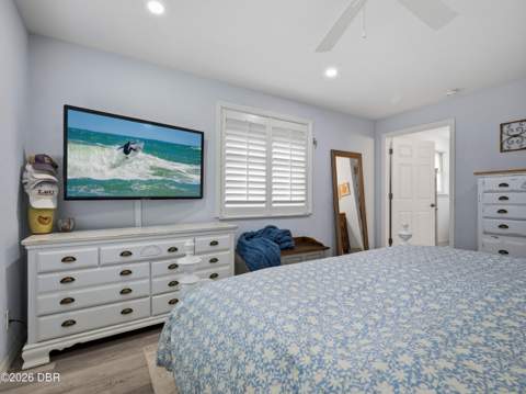 1210 Thompson Place, Daytona Beach FL - photo 14 of 66