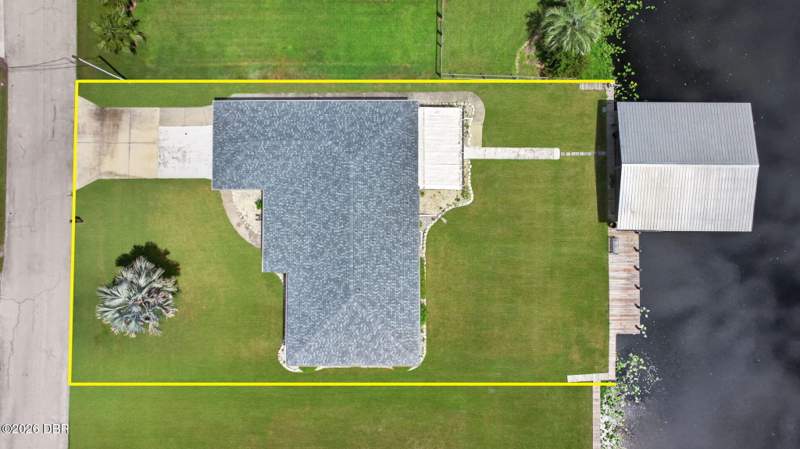 3 bedroom Single Family Residence at 1613 Juno Trail, Astor, Astor — photo 4