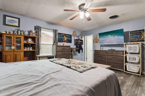 1629 Orange Tree Drive, Edgewater FL - photo 17 of 59