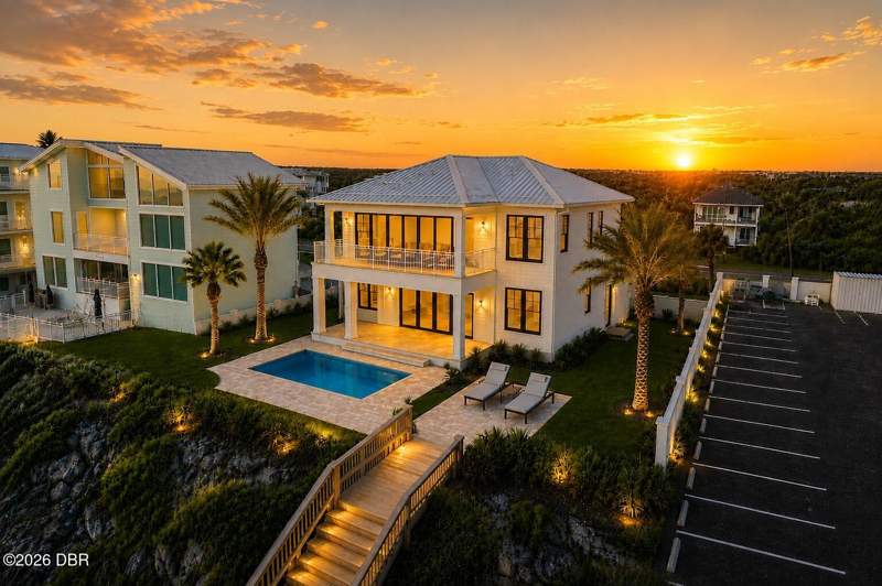 4 bedroom Single Family Residence at 5575 S Atlantic Avenue, Bethune Volusia Beach, New Smyrna Beach — photo 5