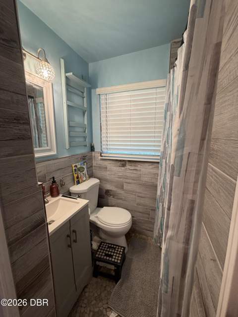 947 Longshadow Road, South Daytona FL - photo 8 of 20