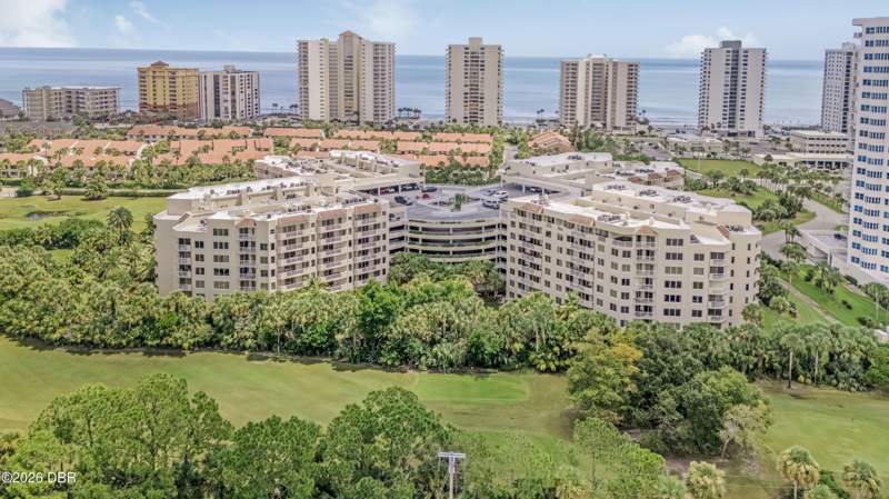 2 bedroom Condominium at 3 Oceans West Boulevard #2B2, Oceans Cloverleaf Condo, Daytona Beach Shores — photo 3