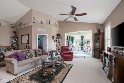 61 Raintree Circle, Palm Coast FL - photo 13 of 32
