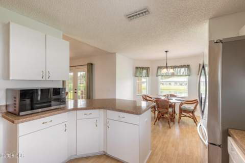 77 Spinnaker Circle, South Daytona FL - photo 8 of 37