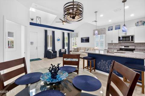 215 Hang Loose Way, Daytona Beach FL - photo 10 of 80