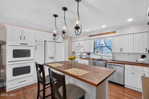 1910 Marilyn Avenue, Daytona Beach FL - photo 9 of 56