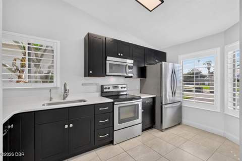 163 Breezeway Court, New Smyrna Beach FL - photo 10 of 44