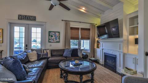 818 Ocean Avenue, New Smyrna Beach FL - photo 15 of 49