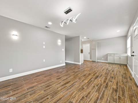 629 Cedar Park Drive, Daytona Beach FL - photo 8 of 33