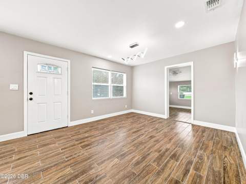 629 Cedar Park Drive, Daytona Beach FL - photo 10 of 33